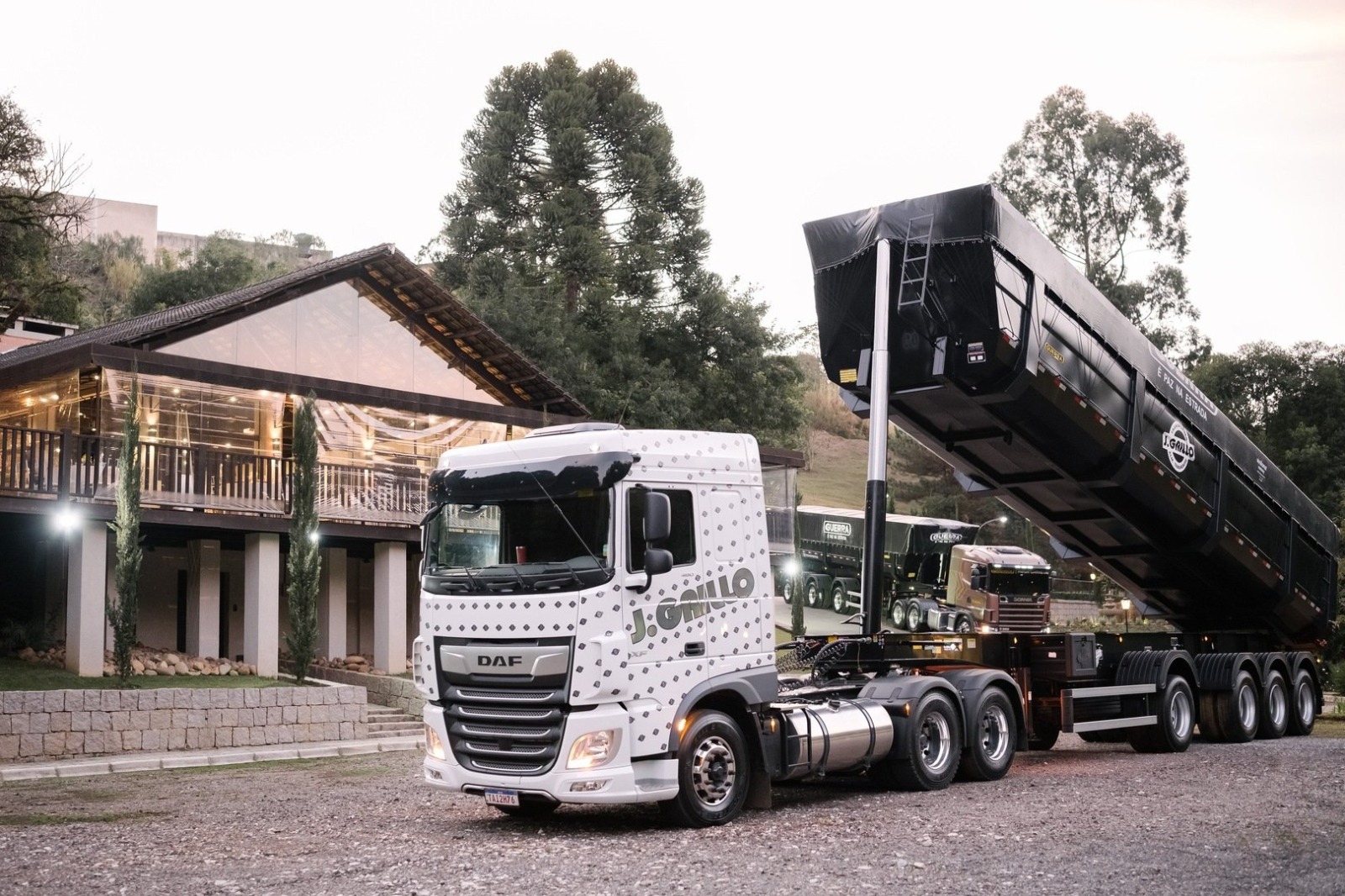 WhatsApp Image 2024-08-01 at 10.45.17